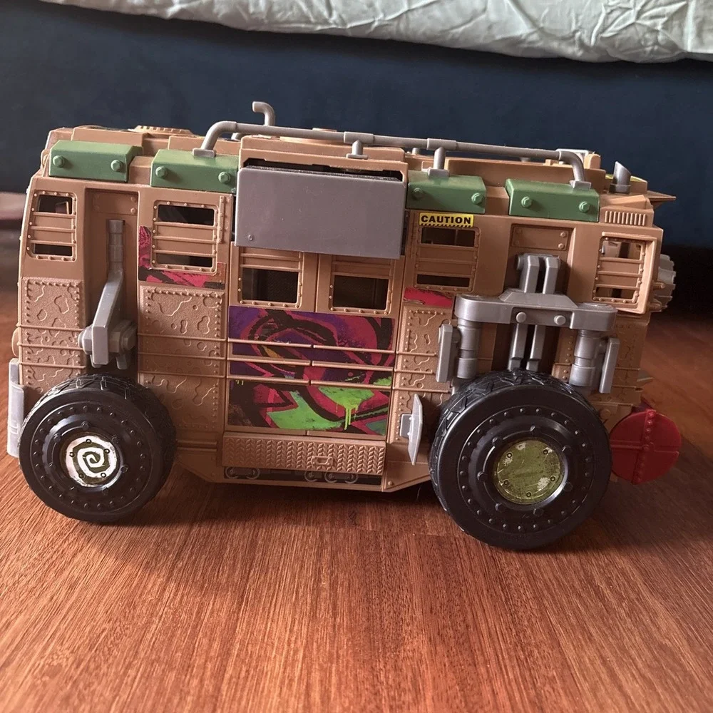 2012 TMNT Shellraiser Vehicle Lot Playmates Ninja Turtles April O'Neil Figures